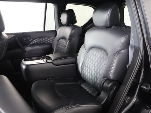 Used 2024 INFINITI QX80 Sensory AWD/4WD image 36