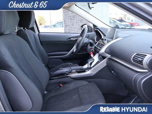 Used 2019 Mitsubishi Eclipse Cross AWD image 9
