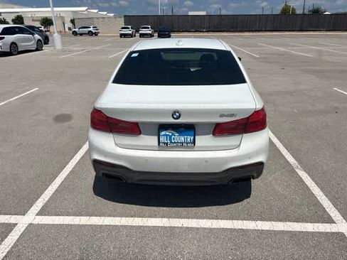 Used 2019 BMW 540i w/ M Sport Package RWD image 4