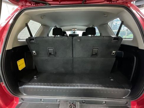 Used 2014 Toyota 4Runner SR5 AWD/4WD image 23