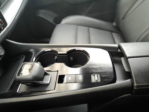 Used 2022 Nissan Rogue SV w/ SV Premium Package FWD image 44