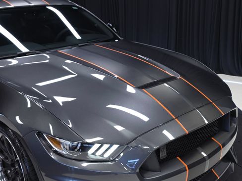 Used 2016 Ford Mustang Shelby GT350 w/ Technology Package RWD image 59