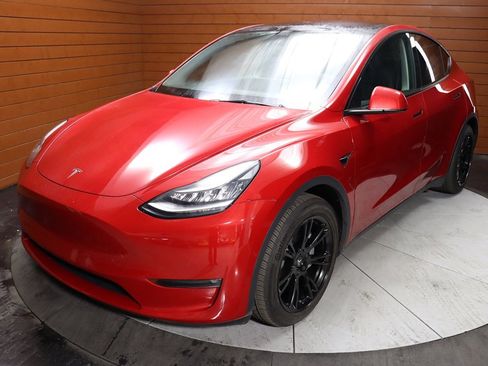 Used 2023 Tesla Model Y Long Range image 6