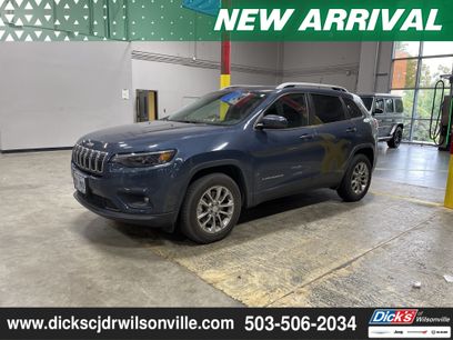 Used 2021 Jeep Cherokee Latitude Plus w/ Sun & Sound Group
