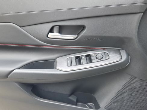 New 2026 Nissan Sentra SR w/ Floor Mat Package FWD image 32