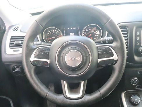 Used 2017 Jeep Compass Sport AWD/4WD image 29