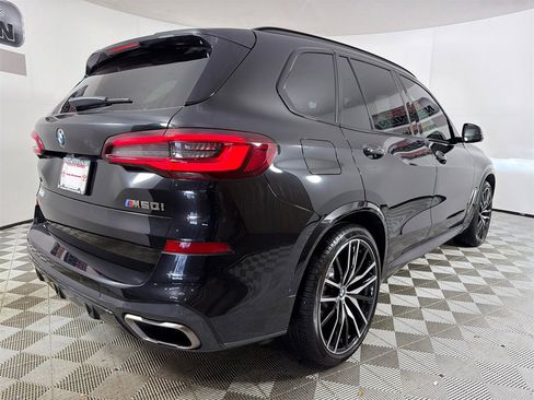 Used 2022 BMW X5 M50i image 5