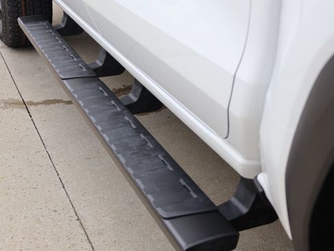 New 2025 GMC Canyon Elevation w/ Convenience Package image 10