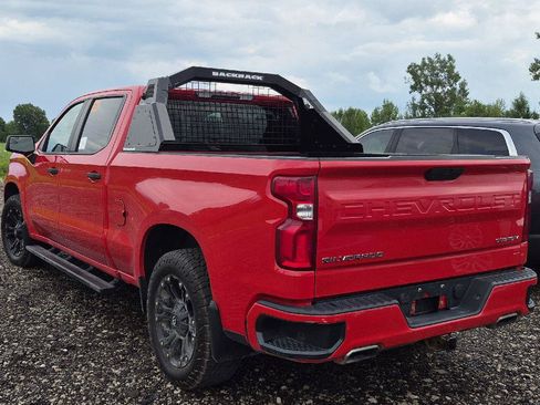 Used 2019 Chevrolet Silverado 1500 Custom w/ Custom Value Package AWD/4WD image 4