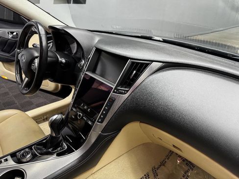 Used 2017 INFINITI Q50 Signature Edition w/ Cargo Package (L95) image 51