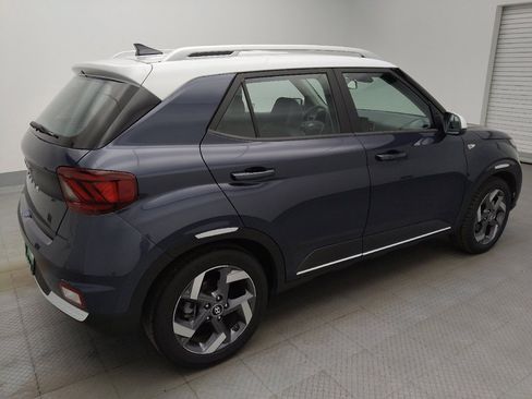Used 2020 Hyundai Venue FWD image 10