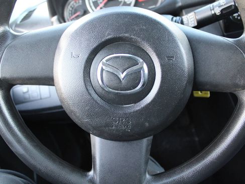 Used 2014 MAZDA MAZDA2 Sport image 14