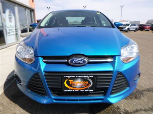 Used 2013 Ford Focus SE w/ SE Winter Pkg FWD image 17