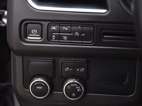 Used 2023 Chevrolet Tahoe RST w/ Luxury Package RWD image 18