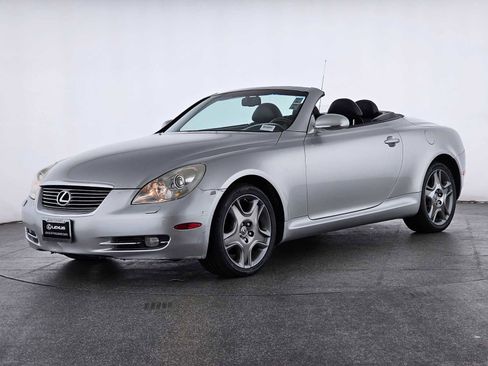 Used 2008 Lexus SC 430 Convertible image 25