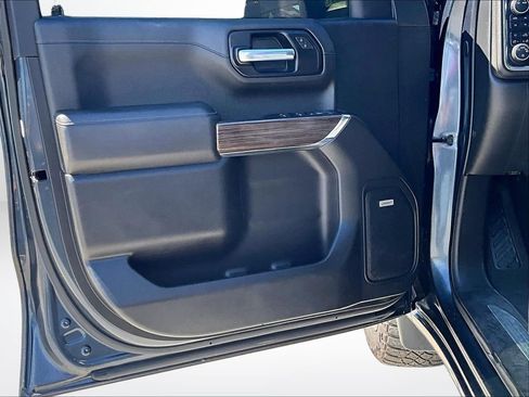 Used 2021 Chevrolet Silverado 1500 LT Trail Boss w/ Convenience Package II AWD/4WD image 25