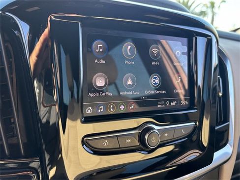 Used 2023 Chevrolet Traverse LS w/ Safety Package image 27