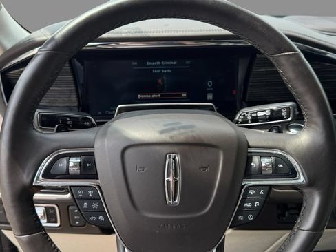 Used 2023 Lincoln Navigator L Black Label AWD/4WD image 27