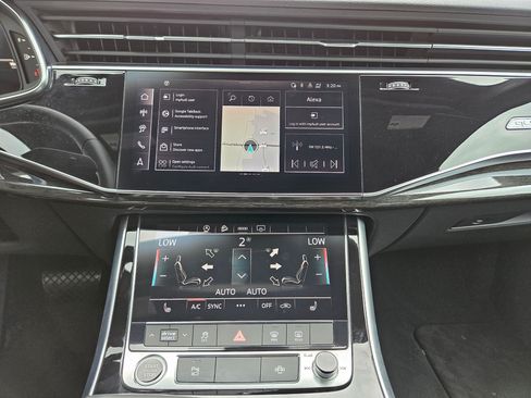 Used 2025 Audi Q7 3.0T Premium Plus AWD/4WD image 27