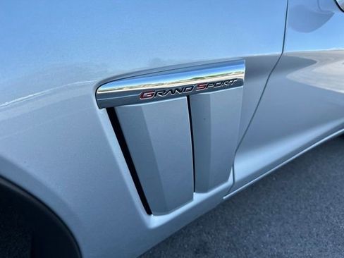 Used 2013 Chevrolet Corvette Grand Sport RWD image 3
