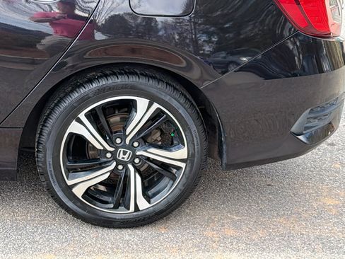 Used 2016 Honda Civic Touring image 12