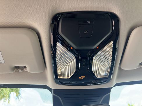 Used 2026 BMW X7 xDrive40i image 41