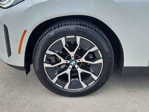 Used 2025 BMW X3 xDrive30i AWD/4WD image 12