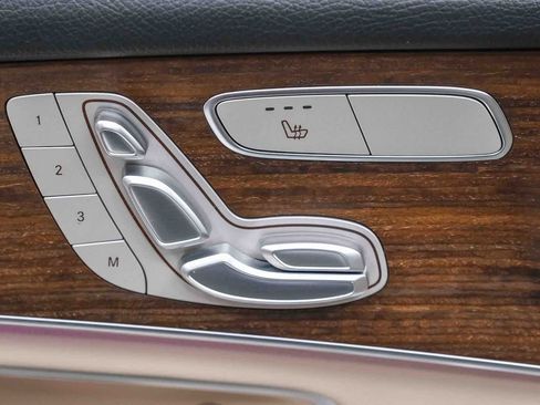 Certified 2022 Mercedes-Benz GLC 300 4MATIC image 29