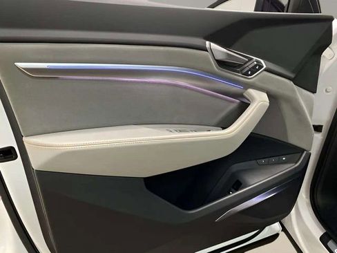 Used 2024 Audi Q8 e-tron Prestige w/ Prestige Package image 29