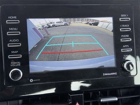 Used 2024 Toyota Camry SE image 17