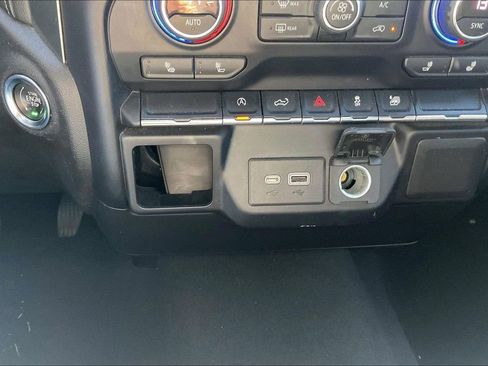 Used 2021 Chevrolet Silverado 1500 LT image 16