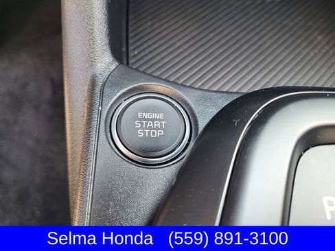 Used 2025 Kia K4 LXS image 21
