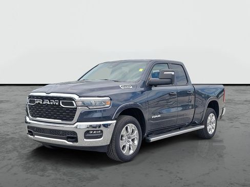 Used 2025 RAM 1500 Big Horn AWD/4WD image 2