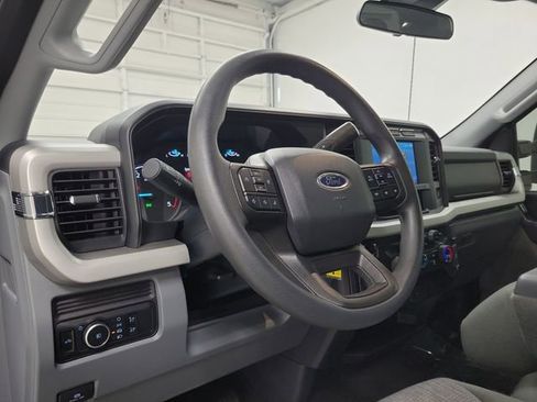 Used 2024 Ford F250 XLT AWD/4WD image 21