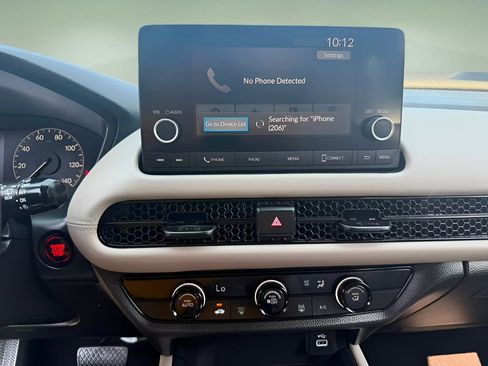 Used 2025 Honda HR-V LX image 17