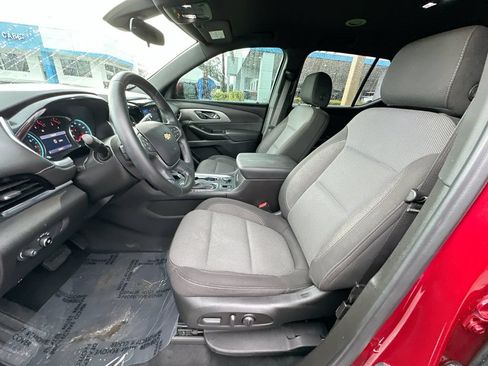 Certified 2023 Chevrolet Traverse LT FWD image 20
