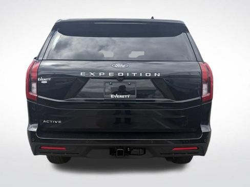 New 2026 Ford Expedition Active RWD image 6