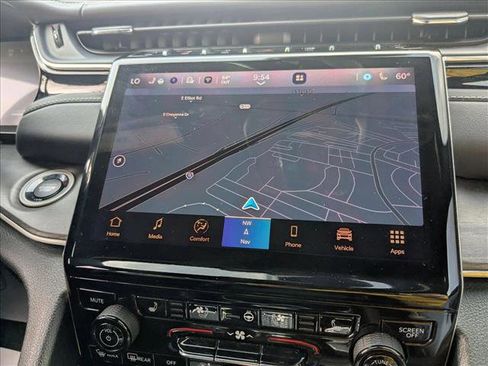 Used 2023 Jeep Grand Cherokee L Overland w/ Luxury Tech Group IV image 14