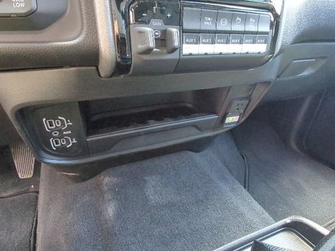New 2026 RAM 2500 Tradesman AWD/4WD image 16