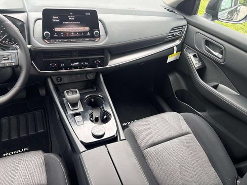 New 2026 Nissan Rogue SV AWD/4WD image 23