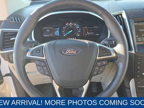 Used 2015 Ford Edge Titanium w/ Technology Package image 13