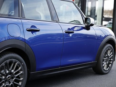 New 2026 MINI Cooper S image 8