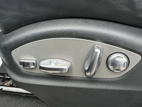 Used 2012 Porsche Cayenne S AWD/4WD image 42