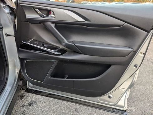 Used 2022 MAZDA CX-9 Touring w/ Touring Premium Package image 30