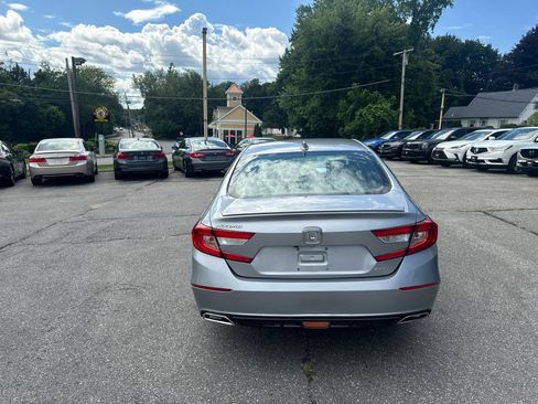 Used 2019 Honda Accord Sport image 7