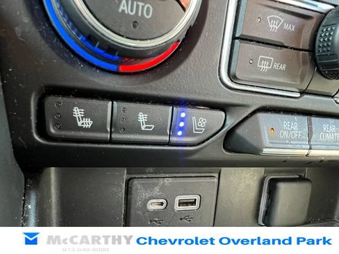 Used 2021 Chevrolet Suburban High Country w/ Premium Package AWD/4WD image 17