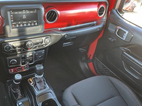 Certified 2021 Jeep Gladiator Rubicon image 15