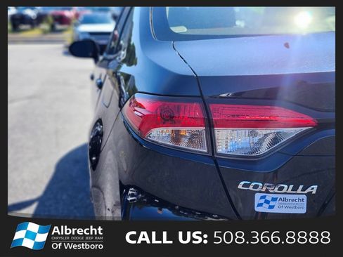 Used 2024 Toyota Corolla LE w/ LE Convenience Package AWD/4WD image 9