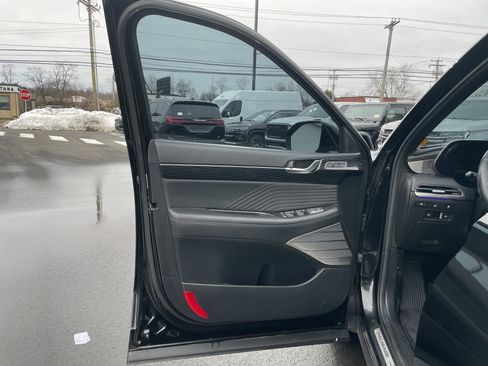 Used 2024 Hyundai Palisade Calligraphy image 39