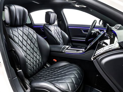 Certified 2022 Mercedes-Benz S 580 4MATIC Sedan image 9